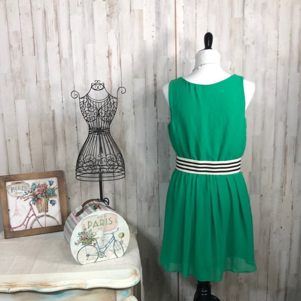 BCX Mini Dress in Green Size Large with Belt - Picture 3 of 9